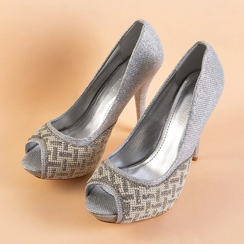 OUTLET Silver shiny pumps on a Cecile heel - Footwear