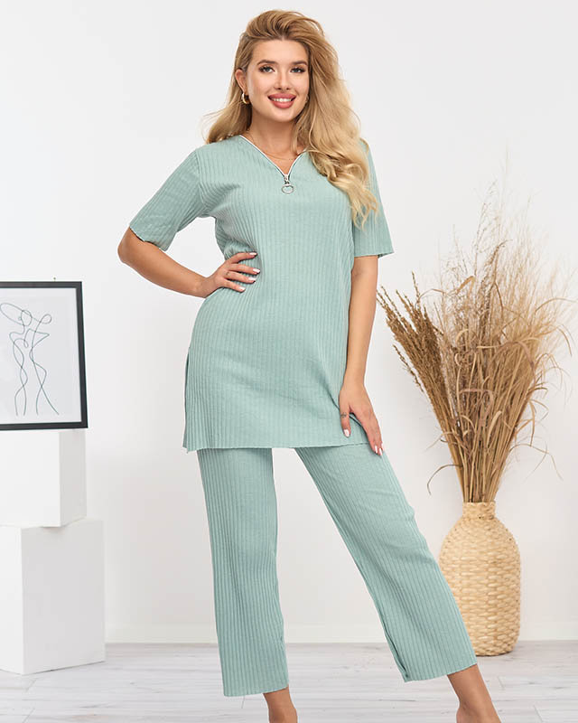 Women's green cotton set with stripes and a buttoned neckline - Clothing