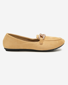 Light brown women's eco-suede loafers with a chain Osylia - Shoes
