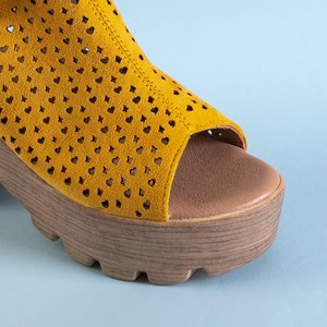 Norisa yellow women's openwork post sandals - Footwear