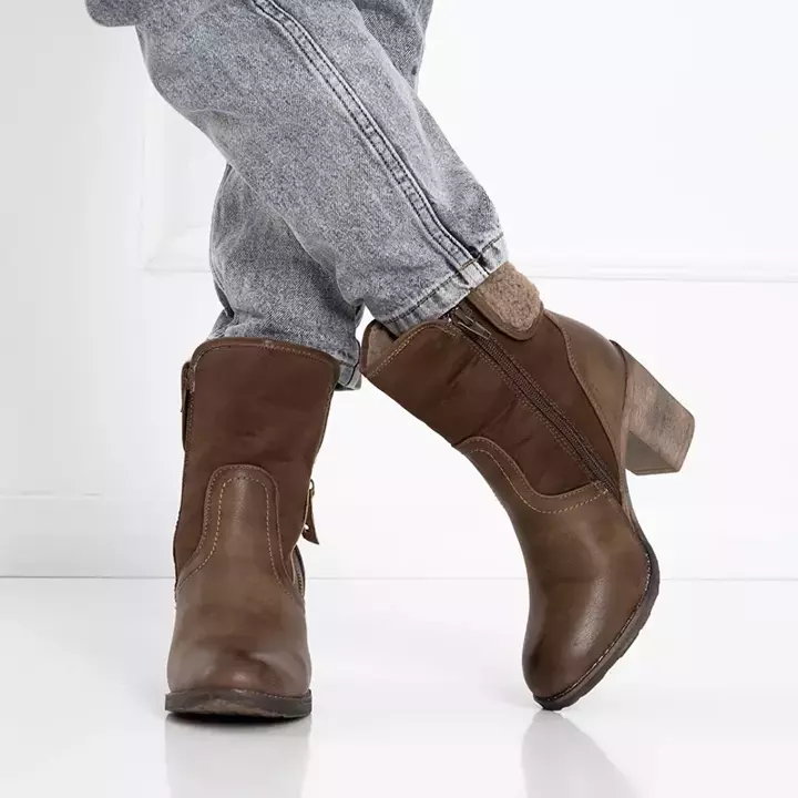 OUTLET Brown women's boots on a post with a sheepskin Erike - Footwear