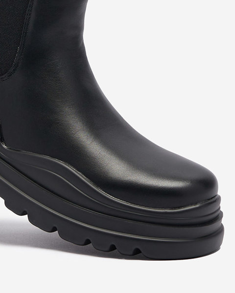 OUTLET Women's black slip-on boots on a thicker sole Beja - Footwear