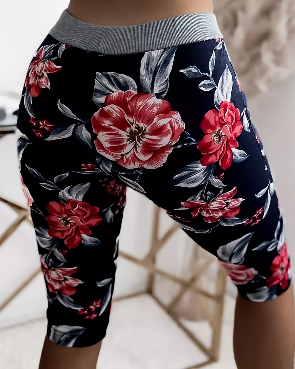Women's floral 3/4 shorts in navy blue and red PLUS SIZE - Clothing